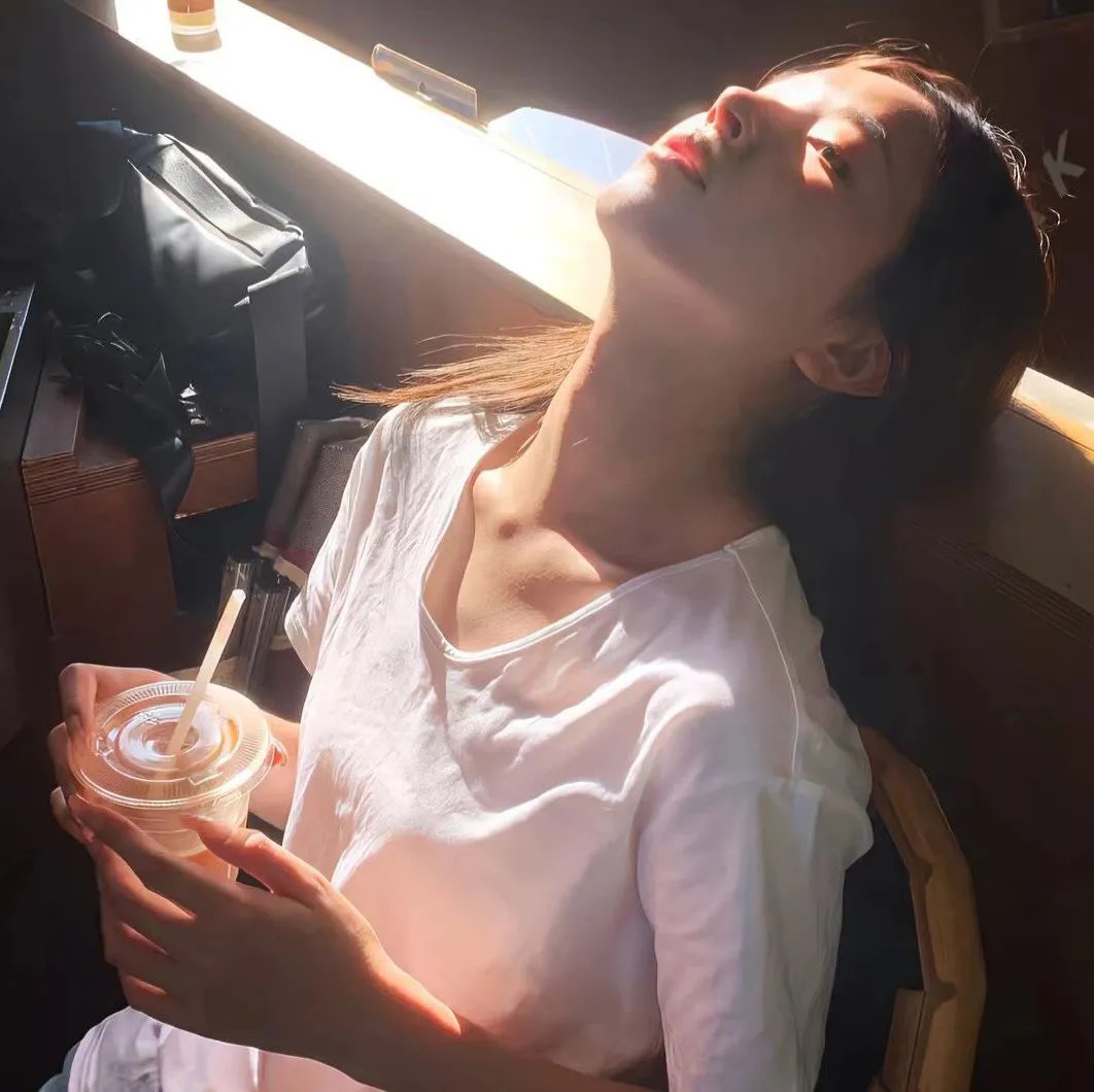 河水冲洗我